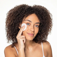 Neutrogena Gentle Oil-Free Eye Makeup Remover & Cleanser for Sensitive Eyes, Dissolves Waterproof Mascara, Dermatologist & Ophthalmologist Tested, 8 fl. oz (Pack of 2)